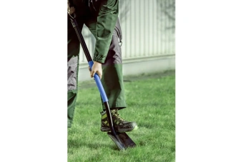 HT5K513_Trzewiki-robocze_HT5K360_RUWER-Ogrodniczki-ochronne-ciemny-zielony