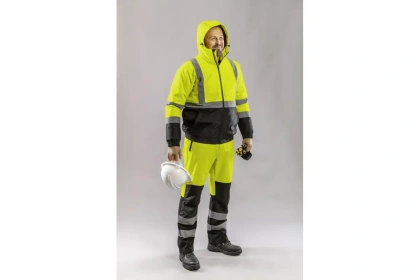 OKER_HT5K331_kurtka-ostrzegawcza-ocieplana-bomber_HT5K180_kask-ochronny_TRAUN_HT5K338_spodnie-ostrzegawcze-softshell_HT5K511_Trzewiki-robocze-—-kopia