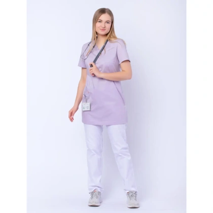 bluza-meditsinskaya-udlinennaya-nezhnorozovyy-tsvet-rubashka-s-karmanami-khirurgichka-zhenskaya-doktor-stil