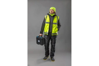 ISEN_HT5K475_czapka_BREG_HT5K235_komin_REMS_HT5K245_kamizelka_PASADER_HT5K382_bluza_NEKAR_HT5K356_spodnie_BERKEL_HT5K565_trzewiki_4