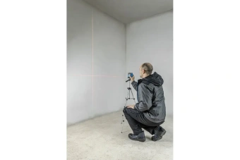 HT5K242_MOZEL_Kurtka-ocieplana-grafi-towa_HT5K561_MURITZ_Trzewiki-ochronne-ocieplane_HT5K356_NEKAR_spodnie-ochronne-czarne_6